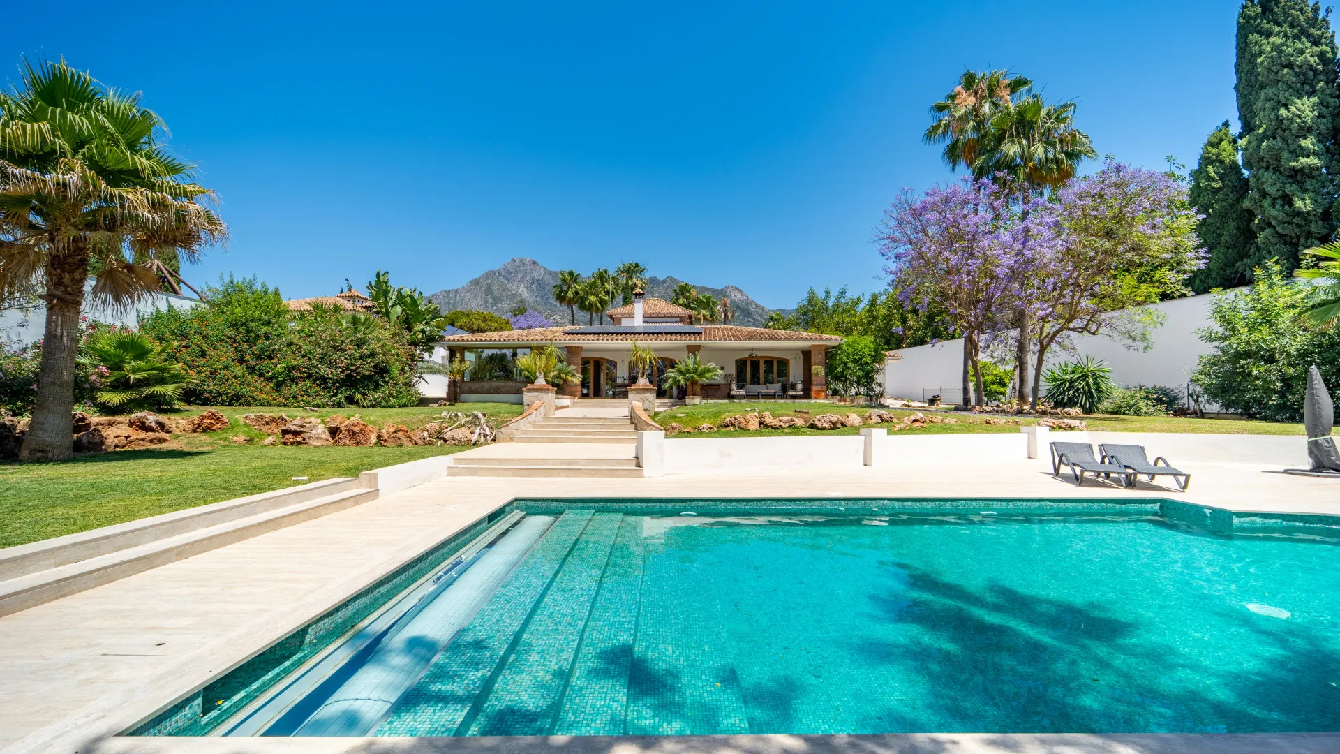 4 bedrooms villa in Rocio de Nagüeles for sale