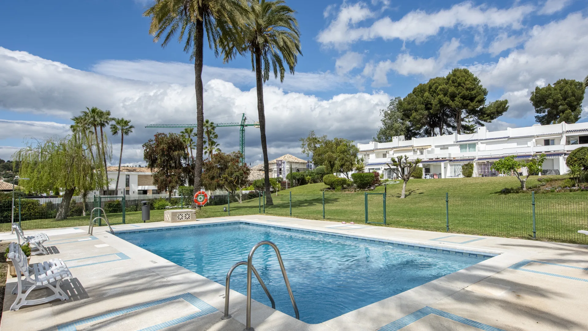 Se vende apartamento planta baja en La Rinconada con 2 dormitorios