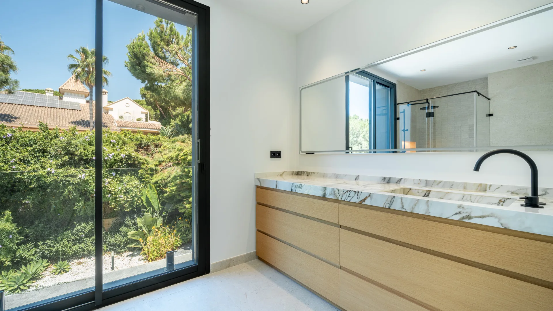 Comprar villa en Hacienda las Chapas