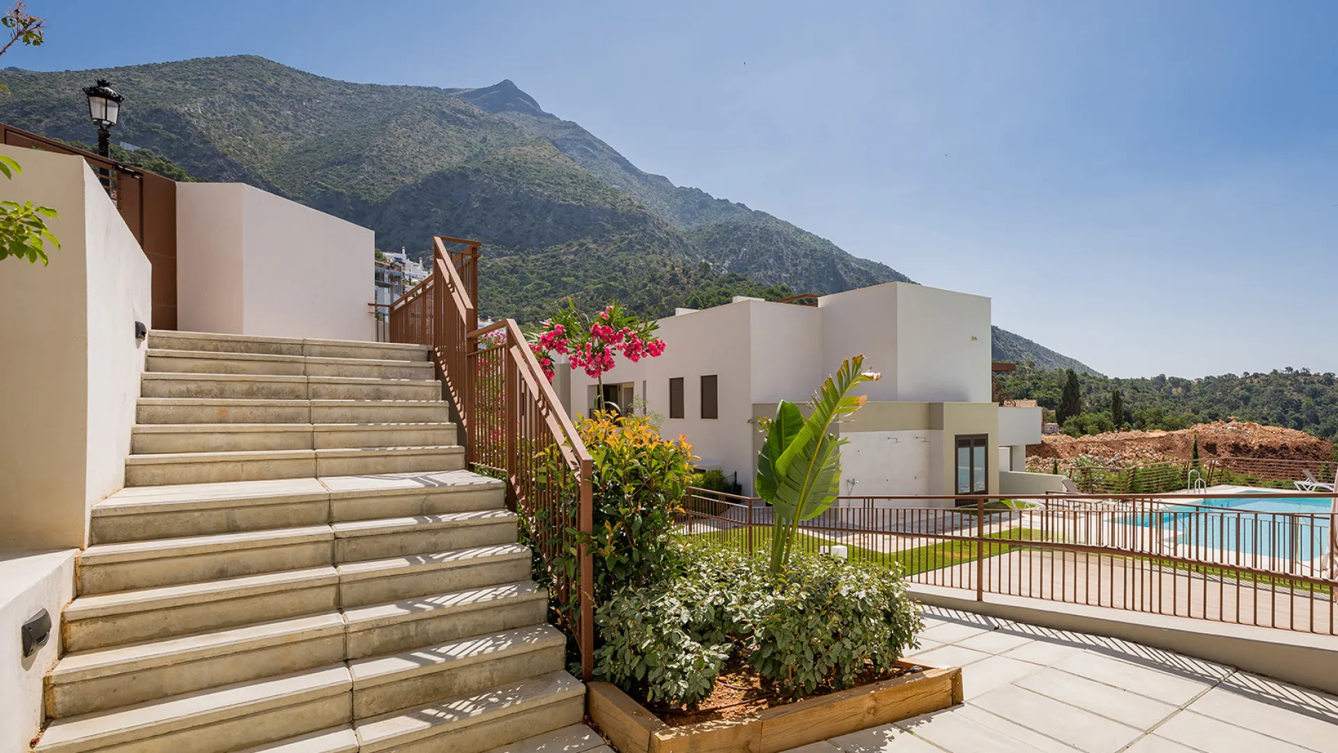 For sale Almazara Hills duplex penthouse