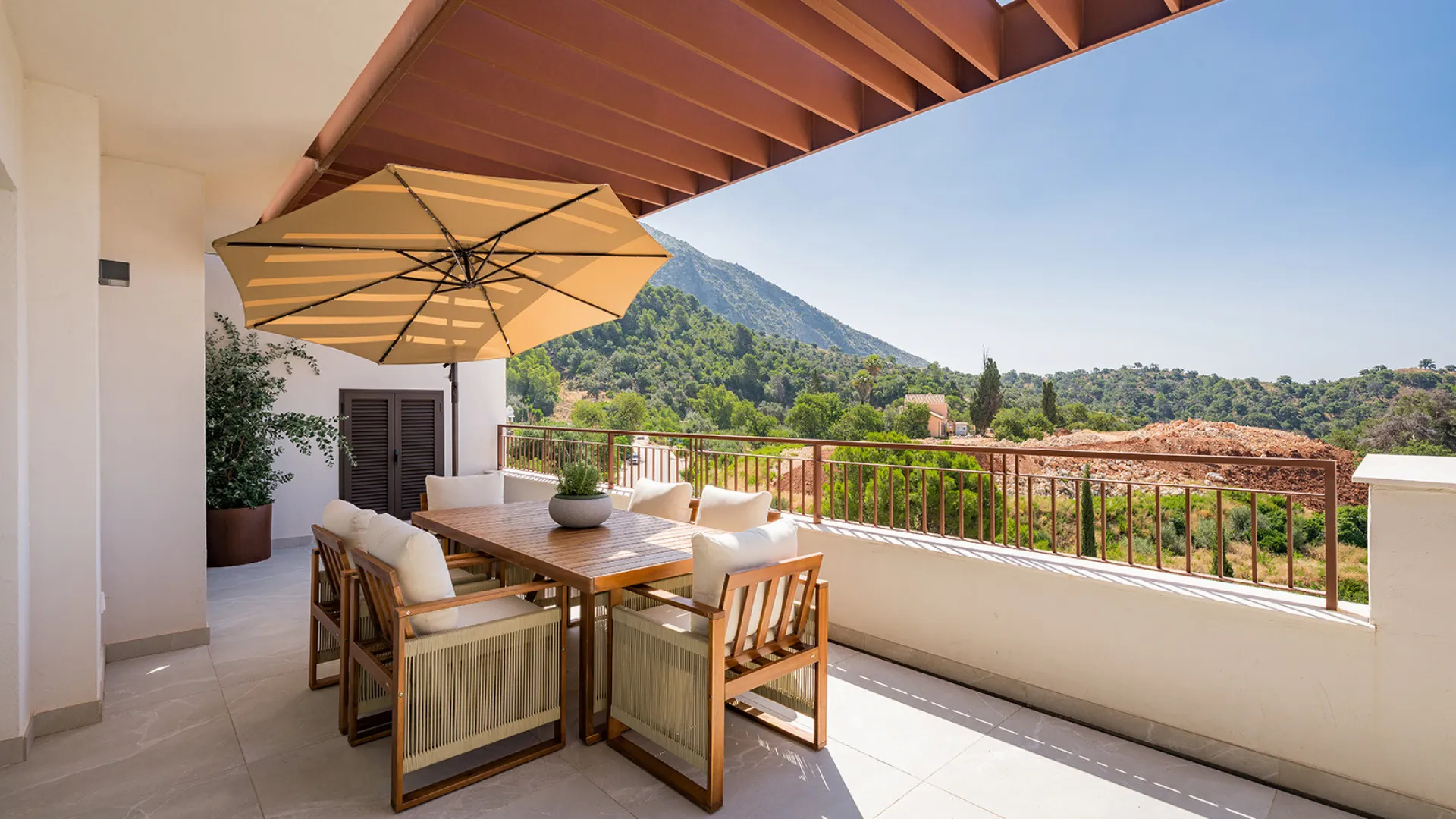 For sale Almazara Hills duplex penthouse