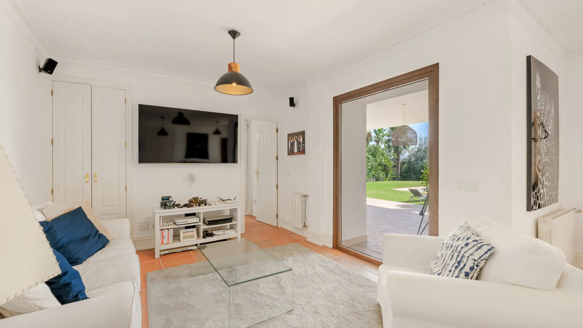 For sale villa with 5 bedrooms in Marbella Golden Mile