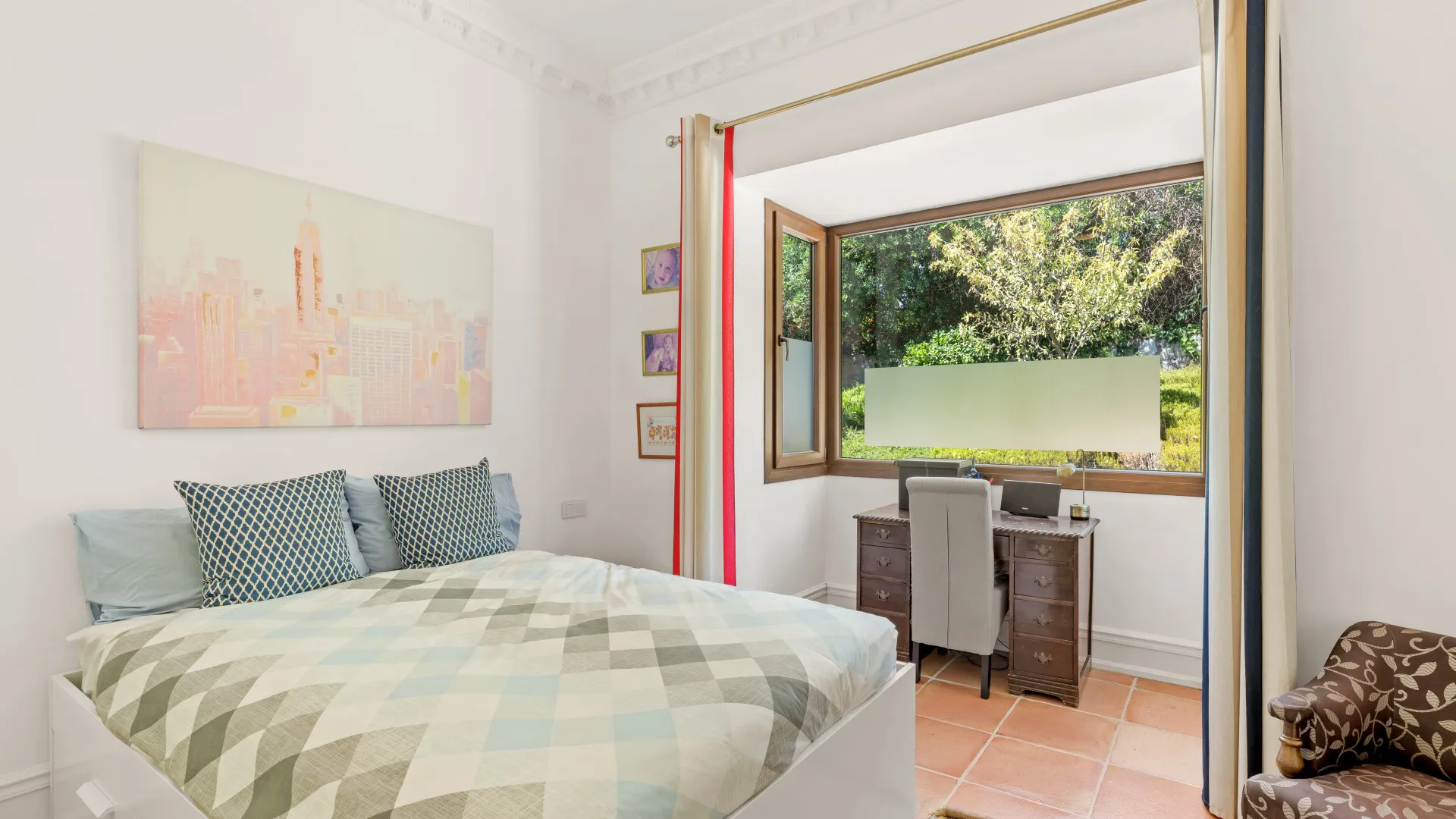 For sale villa with 5 bedrooms in Marbella Golden Mile