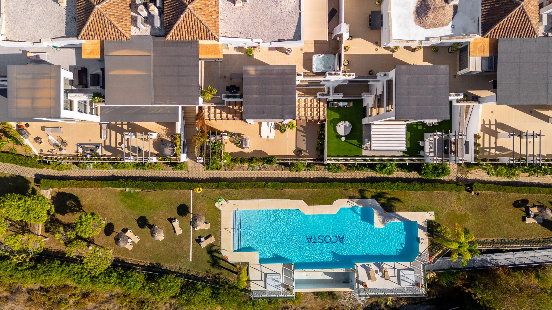 Buy 2 bedrooms penthouse in Los Flamingos