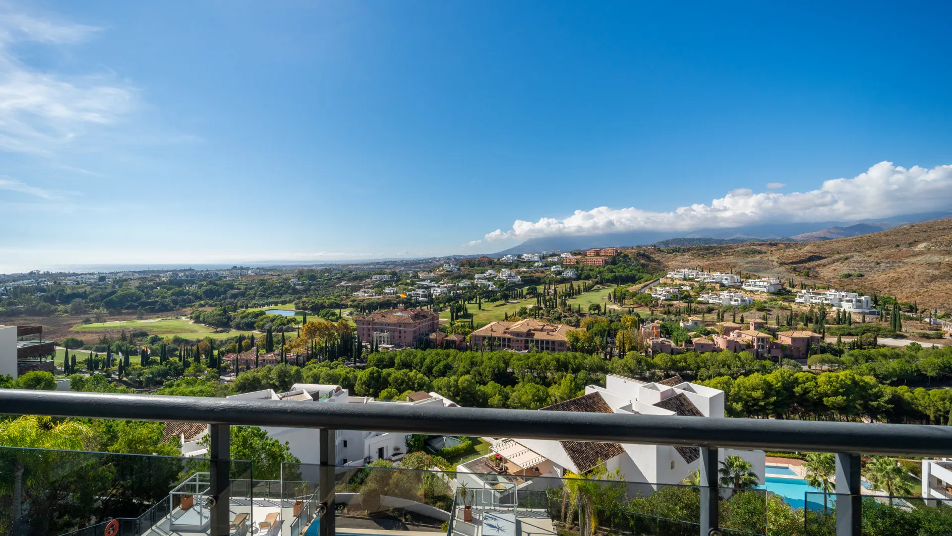 Buy 2 bedrooms penthouse in Los Flamingos