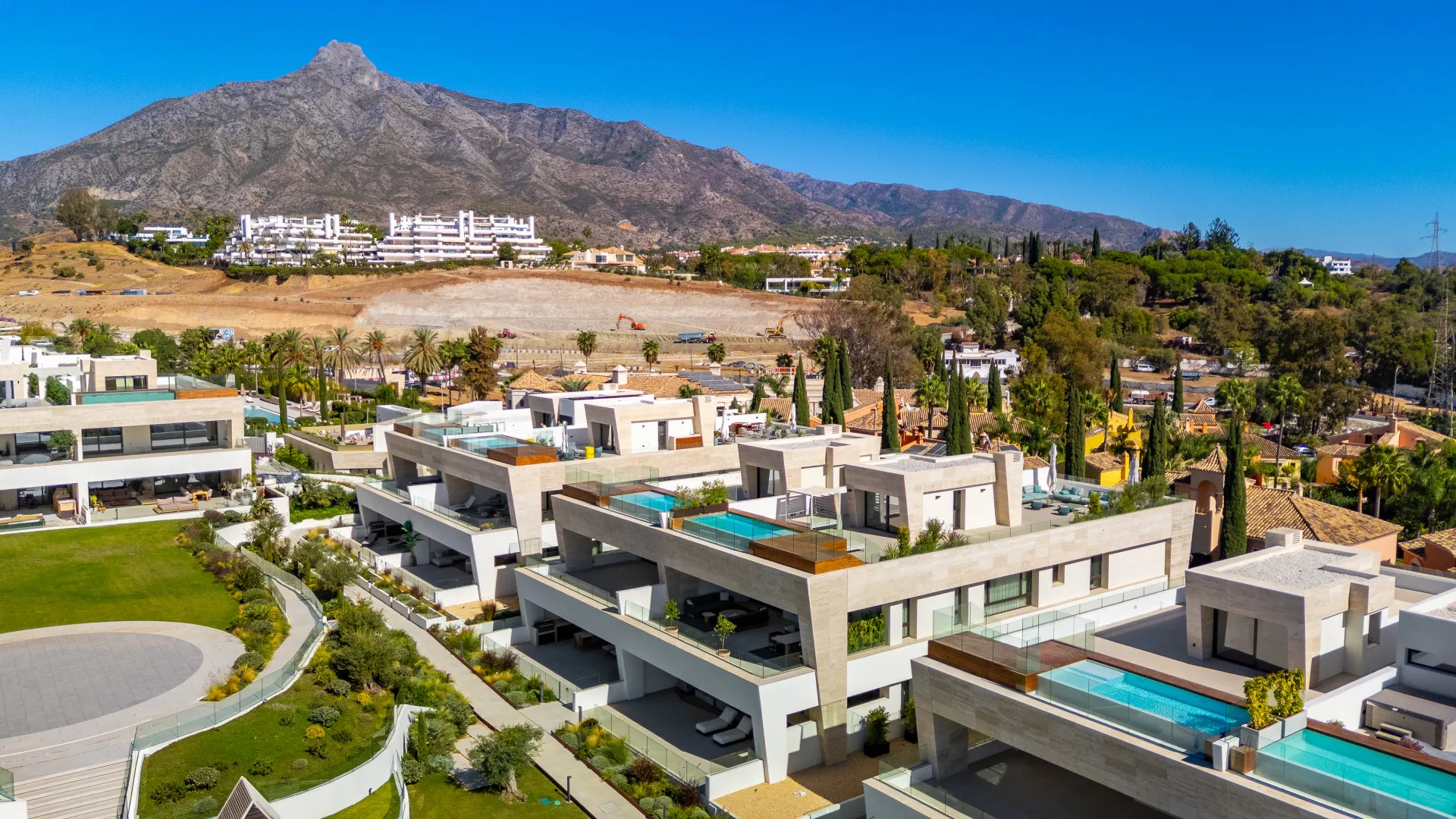 Atico duplex a la venta en Epic Marbella
