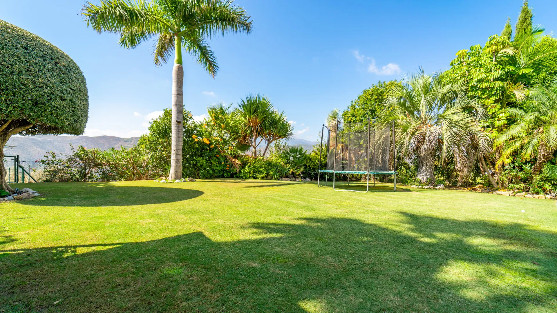 For sale villa in Sierra Blanca Country Club