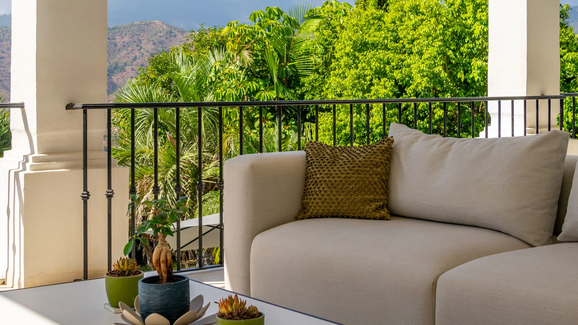 For sale villa in Sierra Blanca Country Club