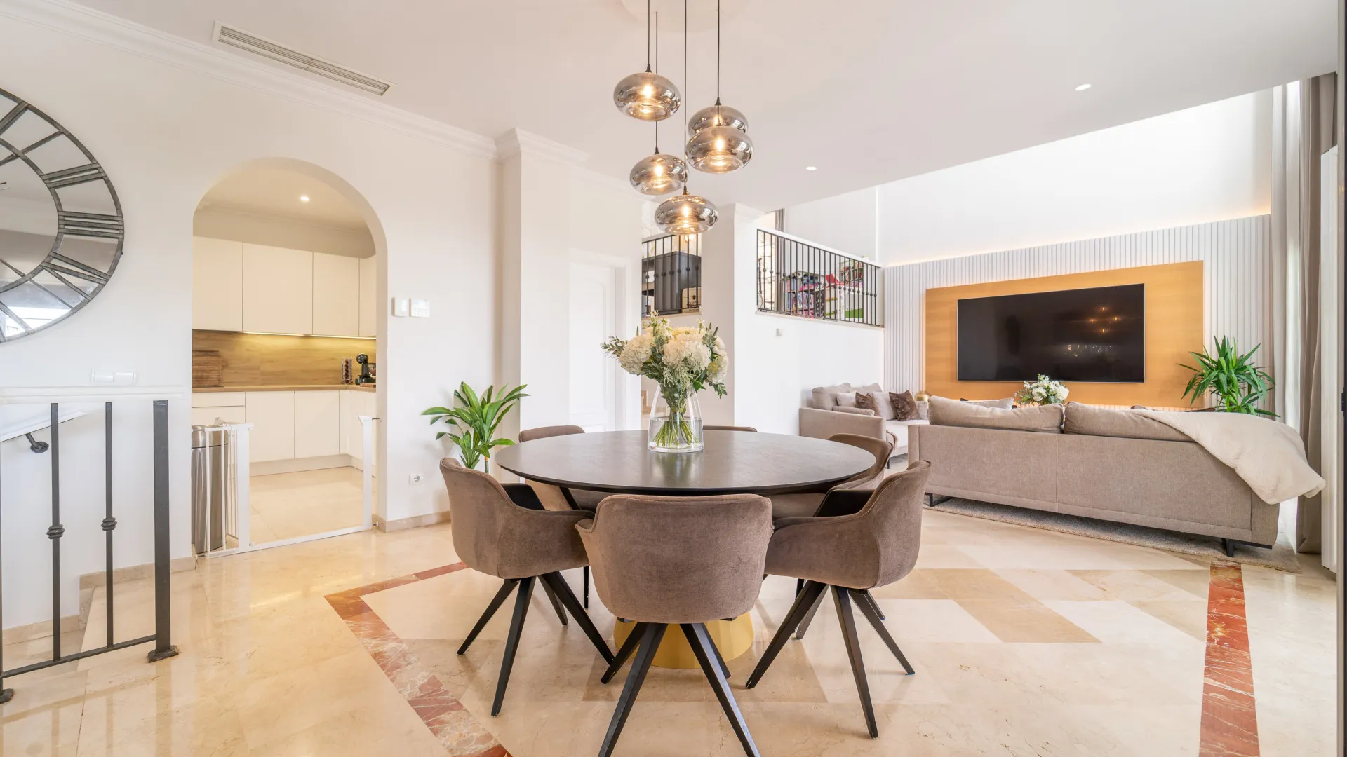 For sale villa in Sierra Blanca Country Club