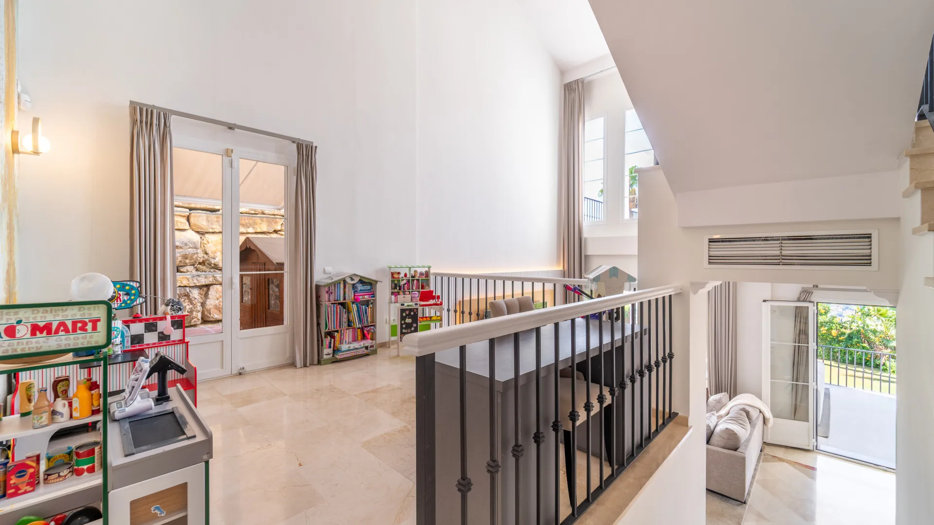 For sale villa in Sierra Blanca Country Club