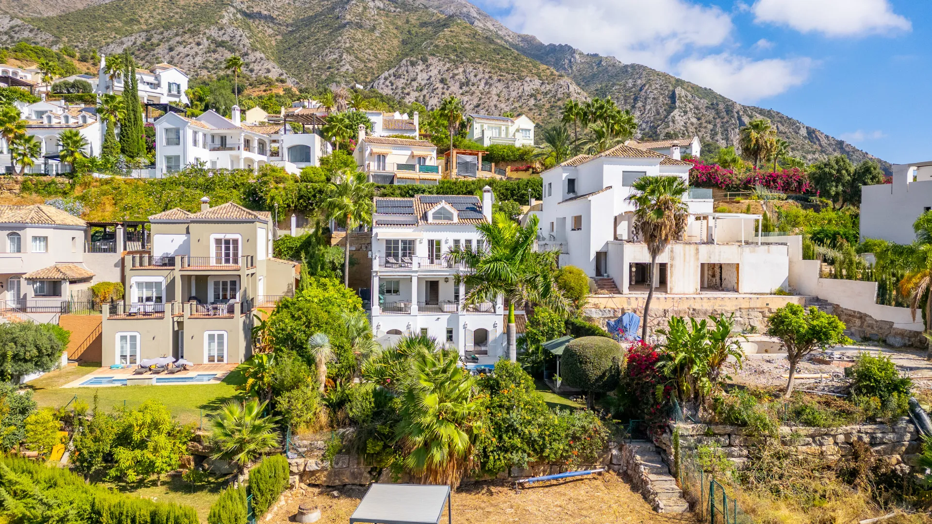 For sale villa in Sierra Blanca Country Club