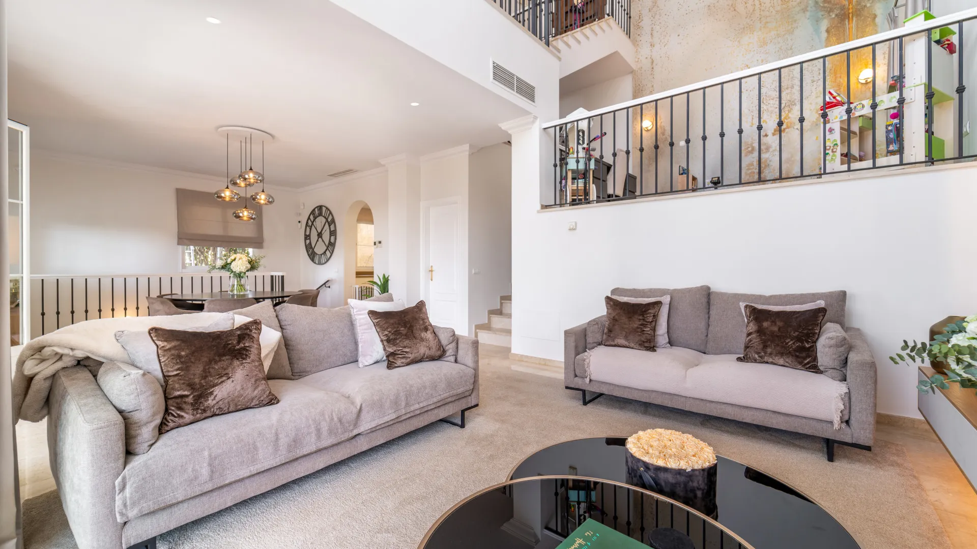 For sale villa in Sierra Blanca Country Club