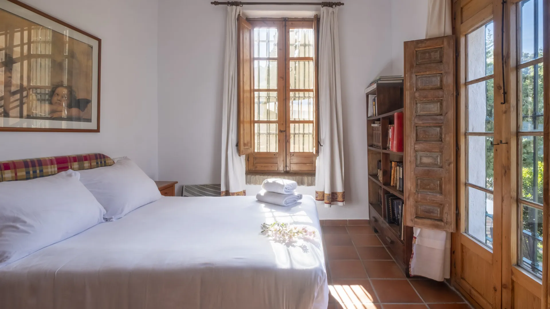 For sale villa in Sayalonga with 6 bedrooms