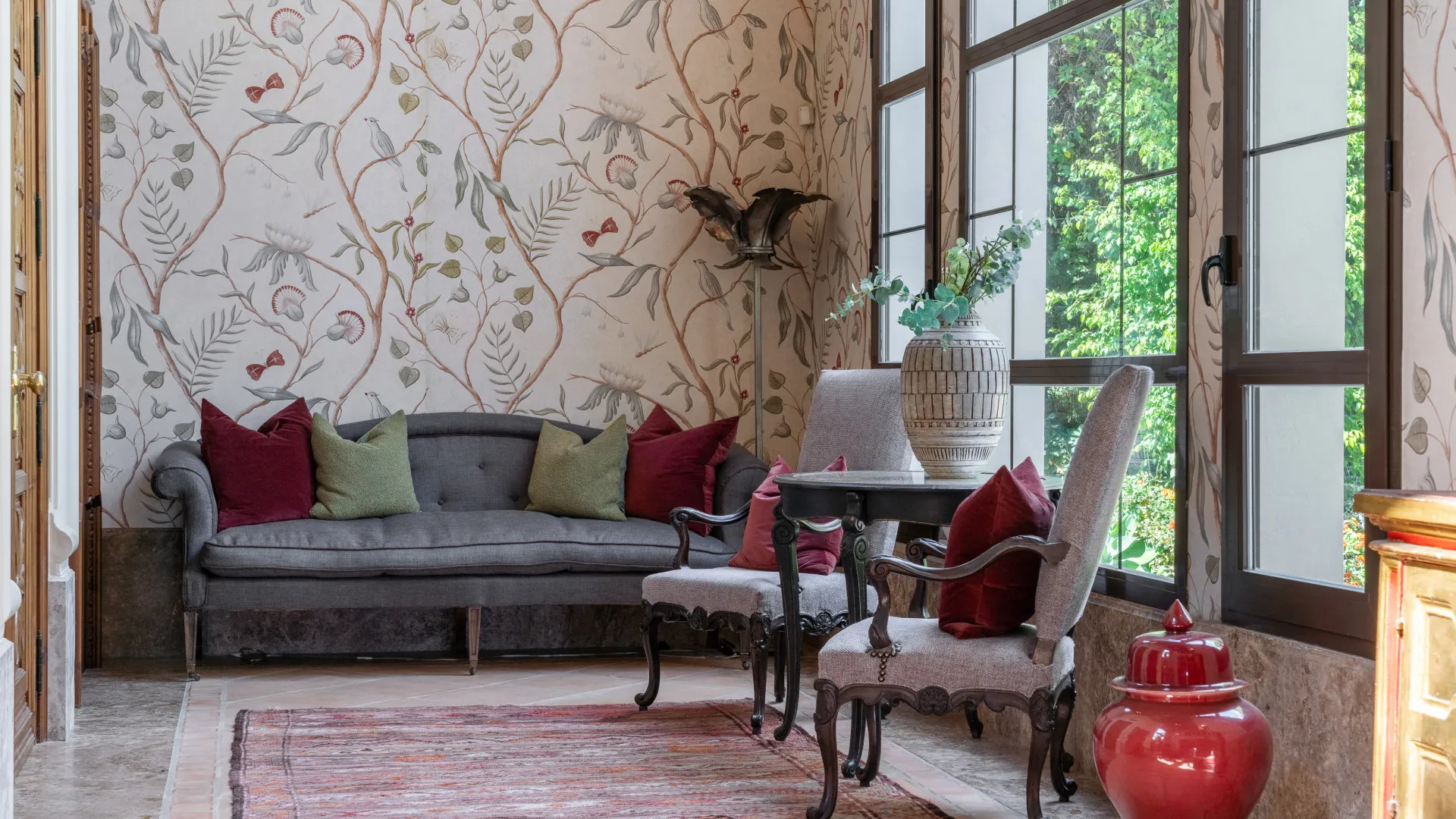 Villa with 8 bedrooms for sale in Guadalmina Baja