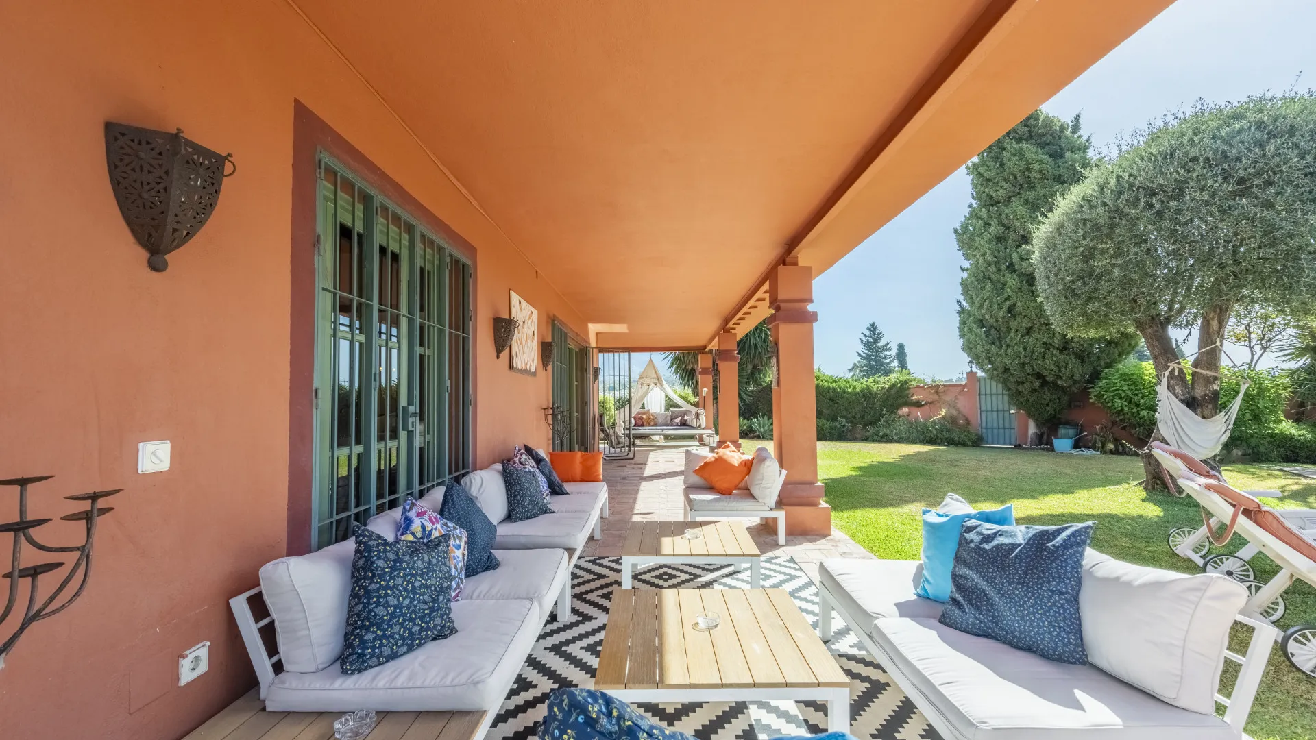 Comprar villa de 5 dormitorios en Finca La Judía