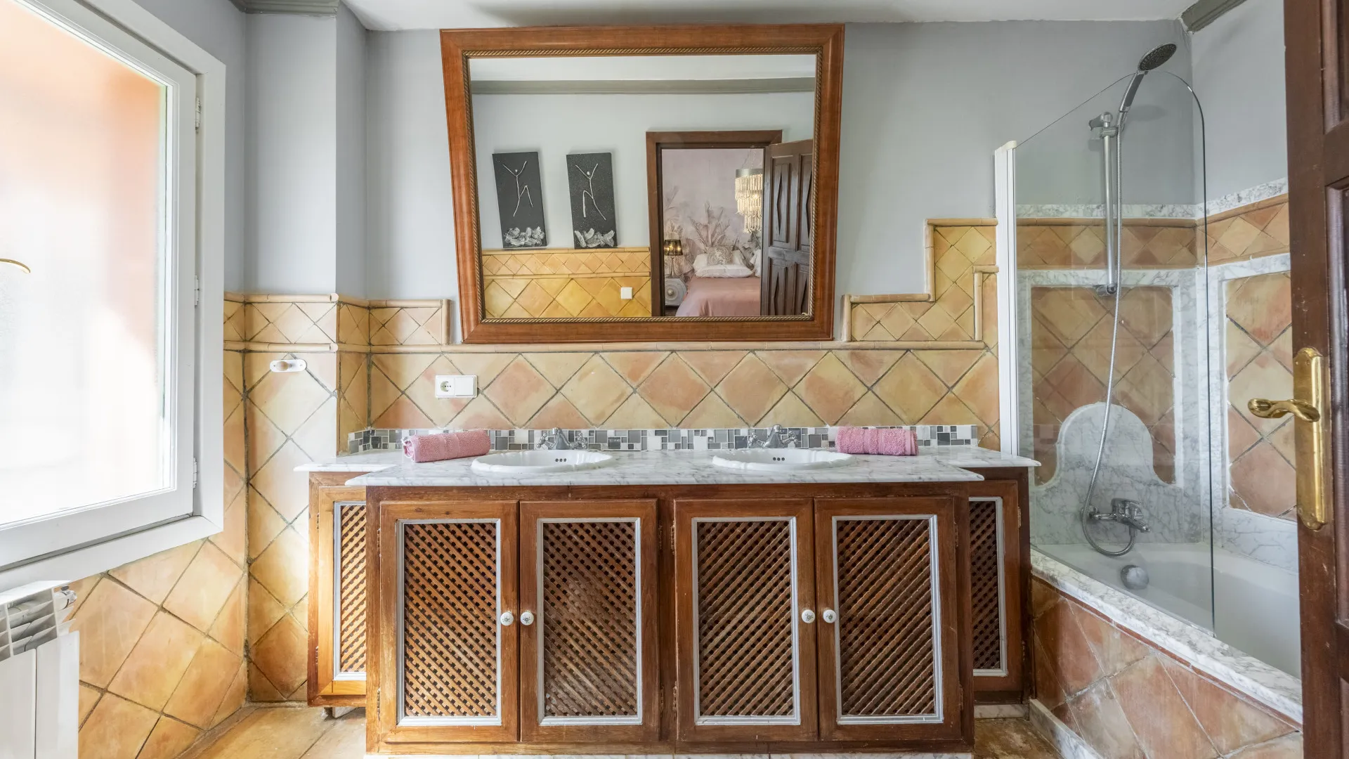 Comprar villa de 5 dormitorios en Finca La Judía