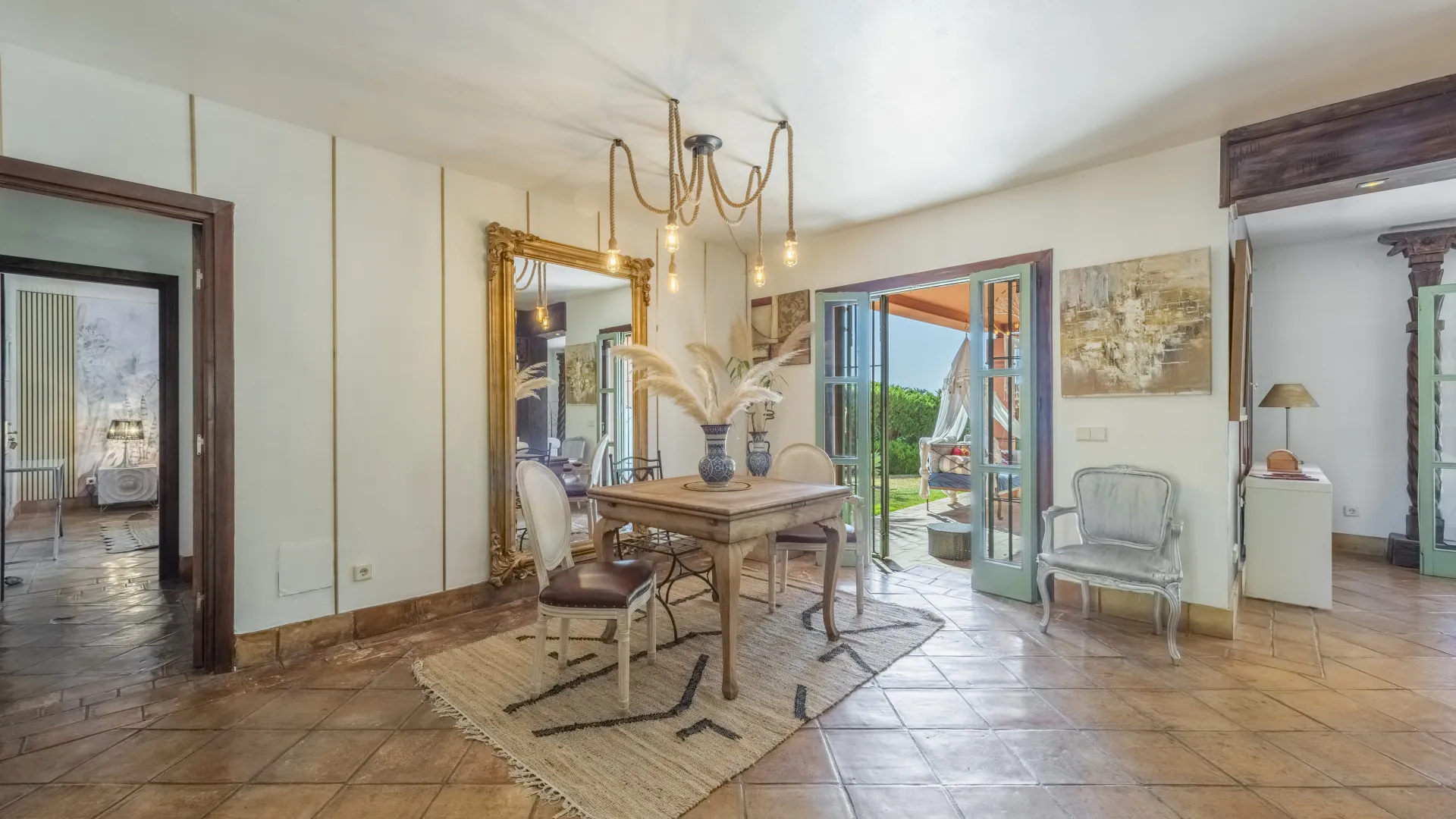 Comprar villa de 5 dormitorios en Finca La Judía