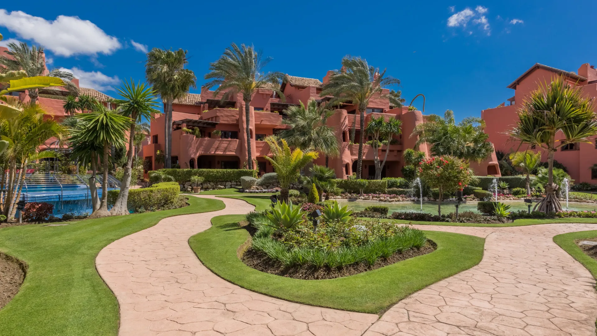 Apartamento planta baja en venta en Torre Bermeja con 3 dormitorios