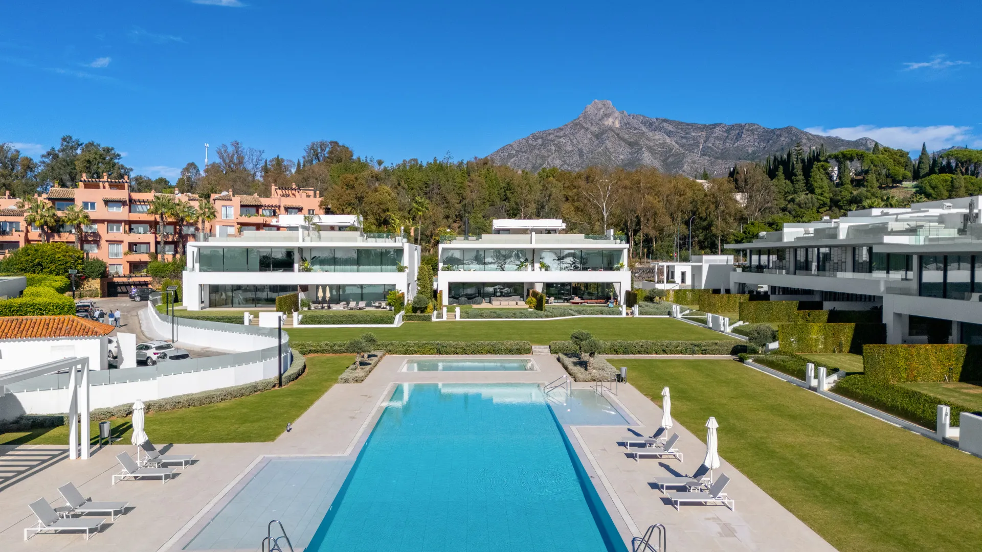 Villa de 3 dormitorios a la venta en Vilas 12