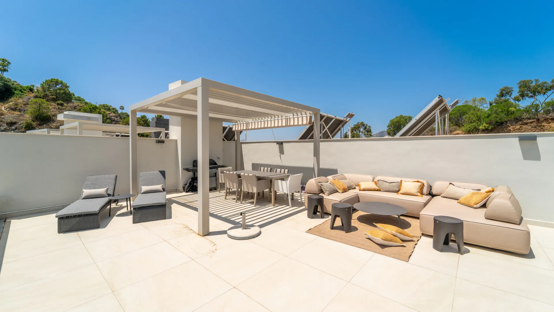 Atico duplex de 3 dormitorios en venta en La Quinta