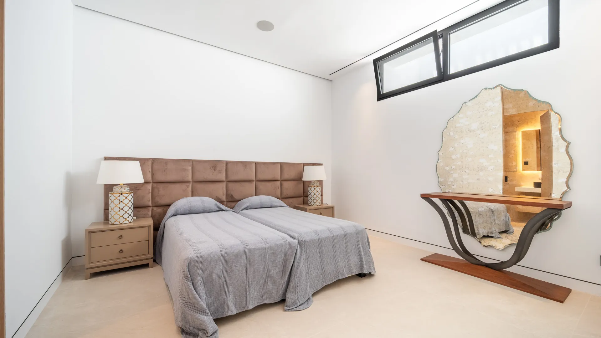 Villa pareada en venta en Vilas 6