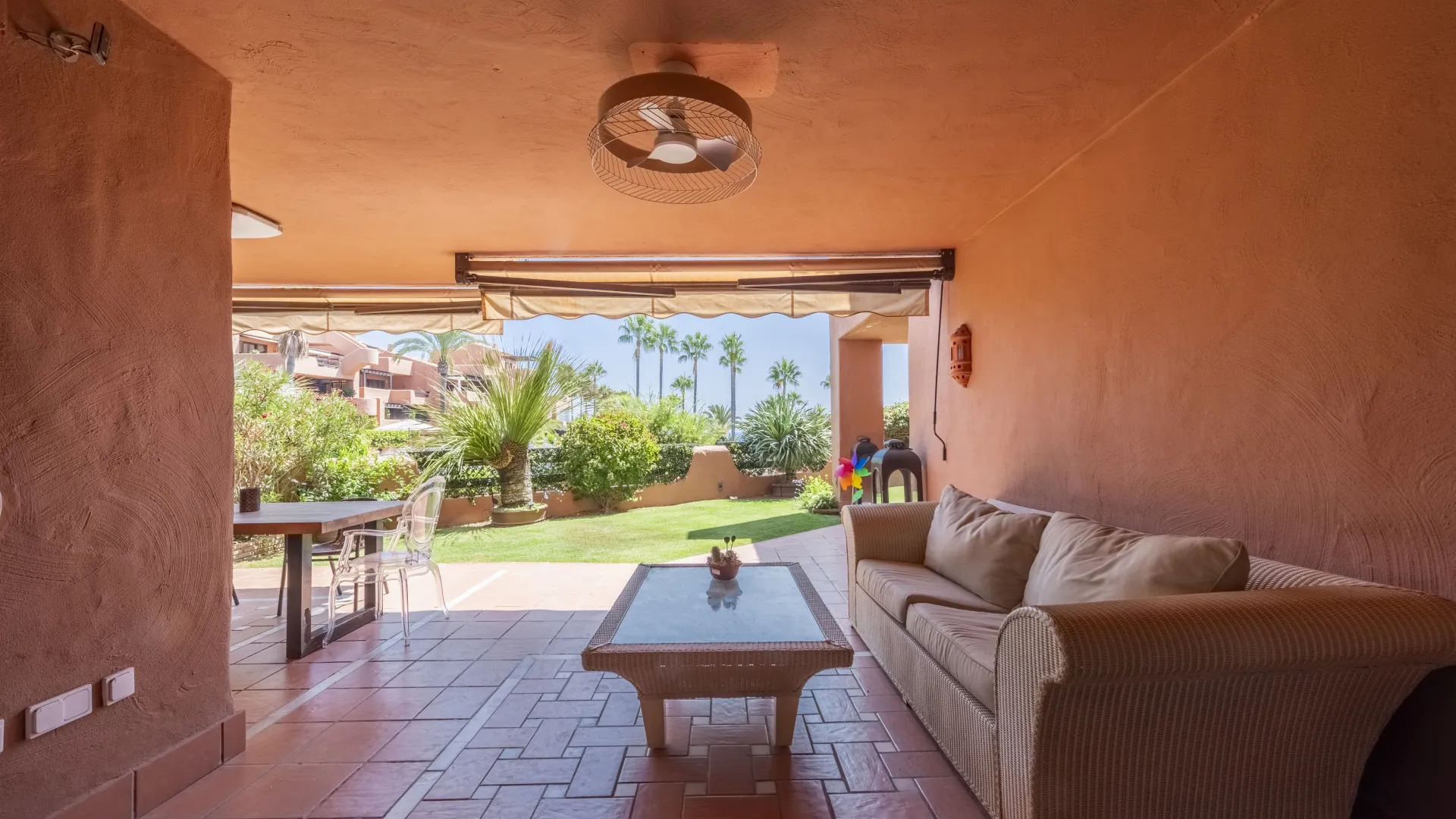 Mar Azul, apartamento planta baja con 4 dormitorios en venta