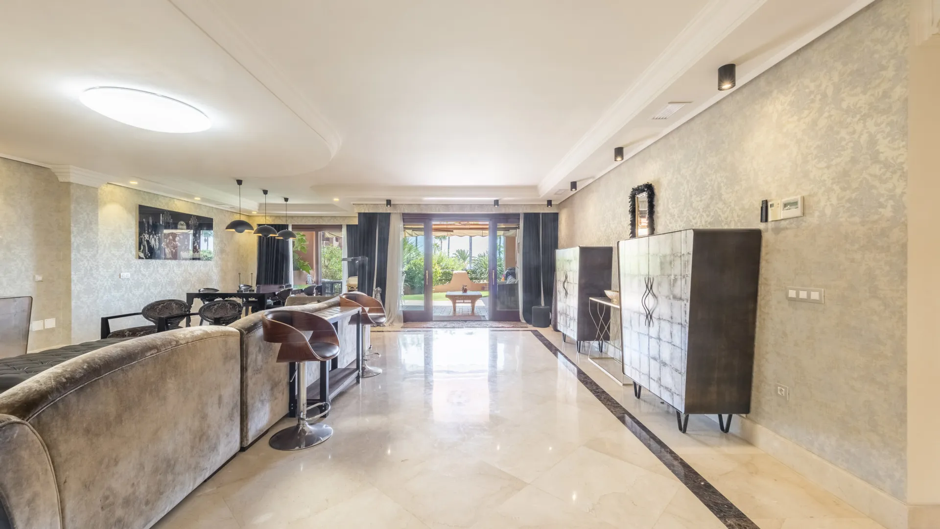 Mar Azul, apartamento planta baja con 4 dormitorios en venta