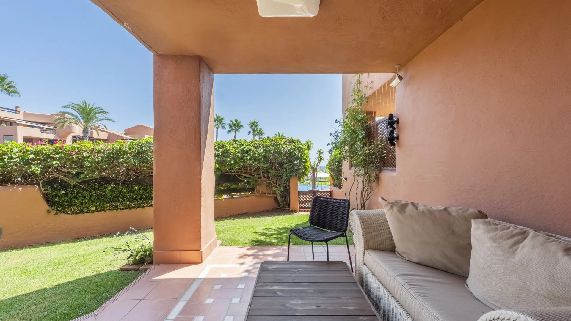 Mar Azul, apartamento planta baja con 4 dormitorios en venta