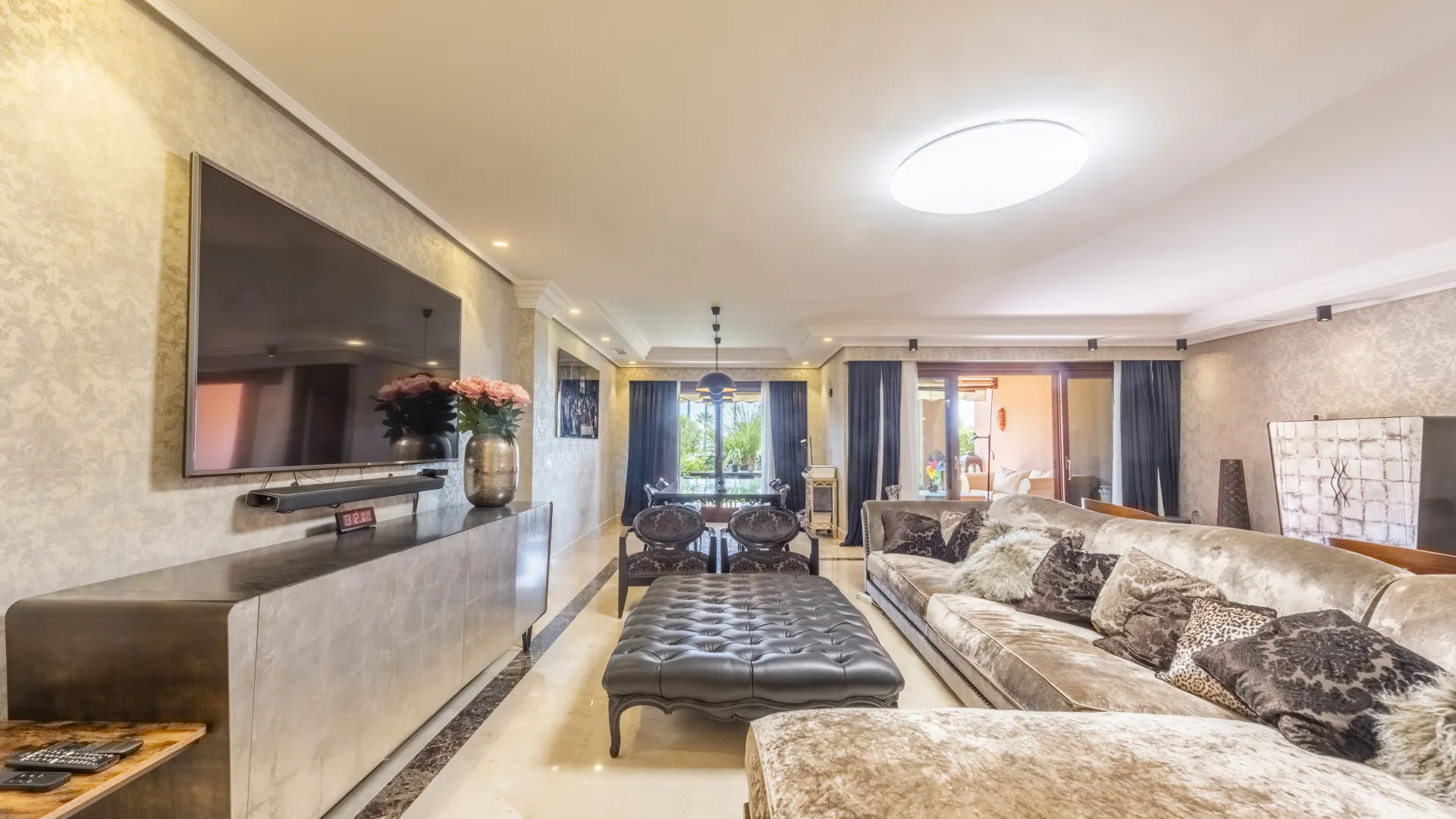 Mar Azul, apartamento planta baja con 4 dormitorios en venta
