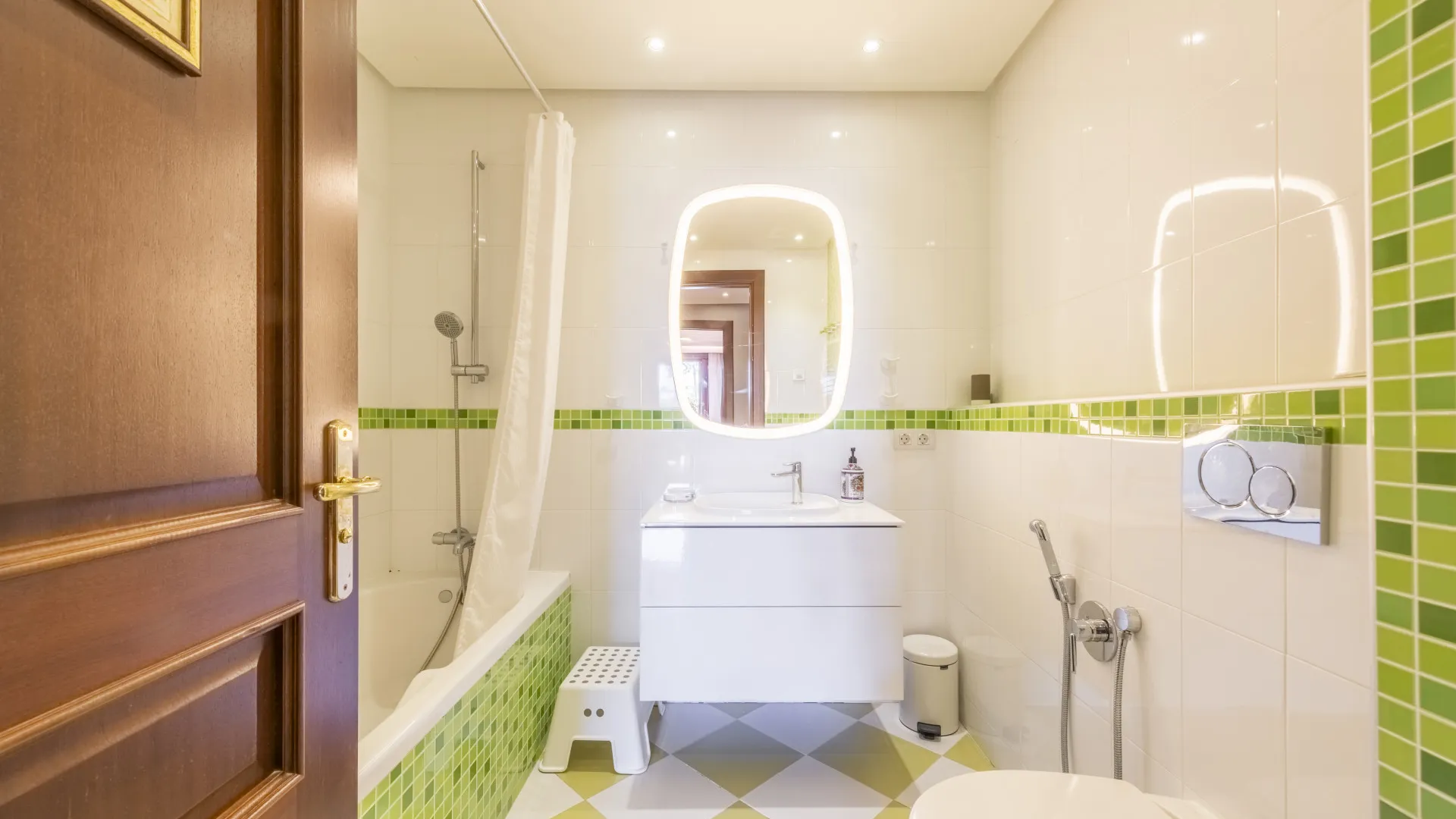 Mar Azul, apartamento planta baja con 4 dormitorios en venta