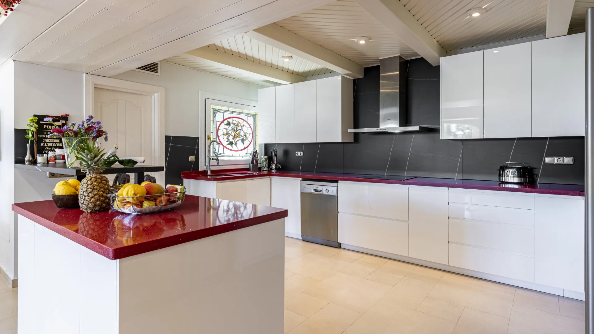 Villa con 5 dormitorios a la venta en Fuente del Espanto