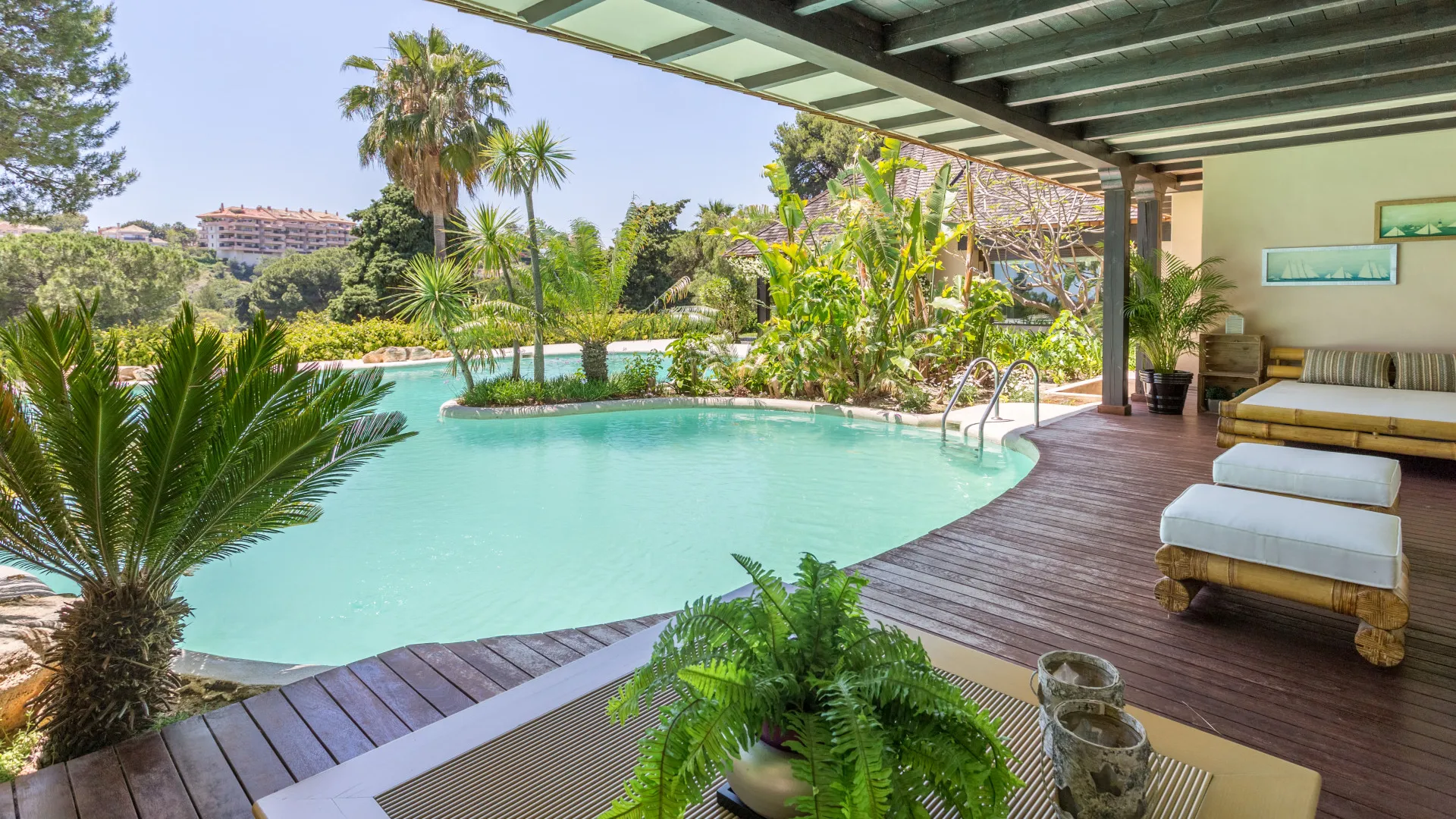 For sale villa with 6 bedrooms in Rio Real Golf