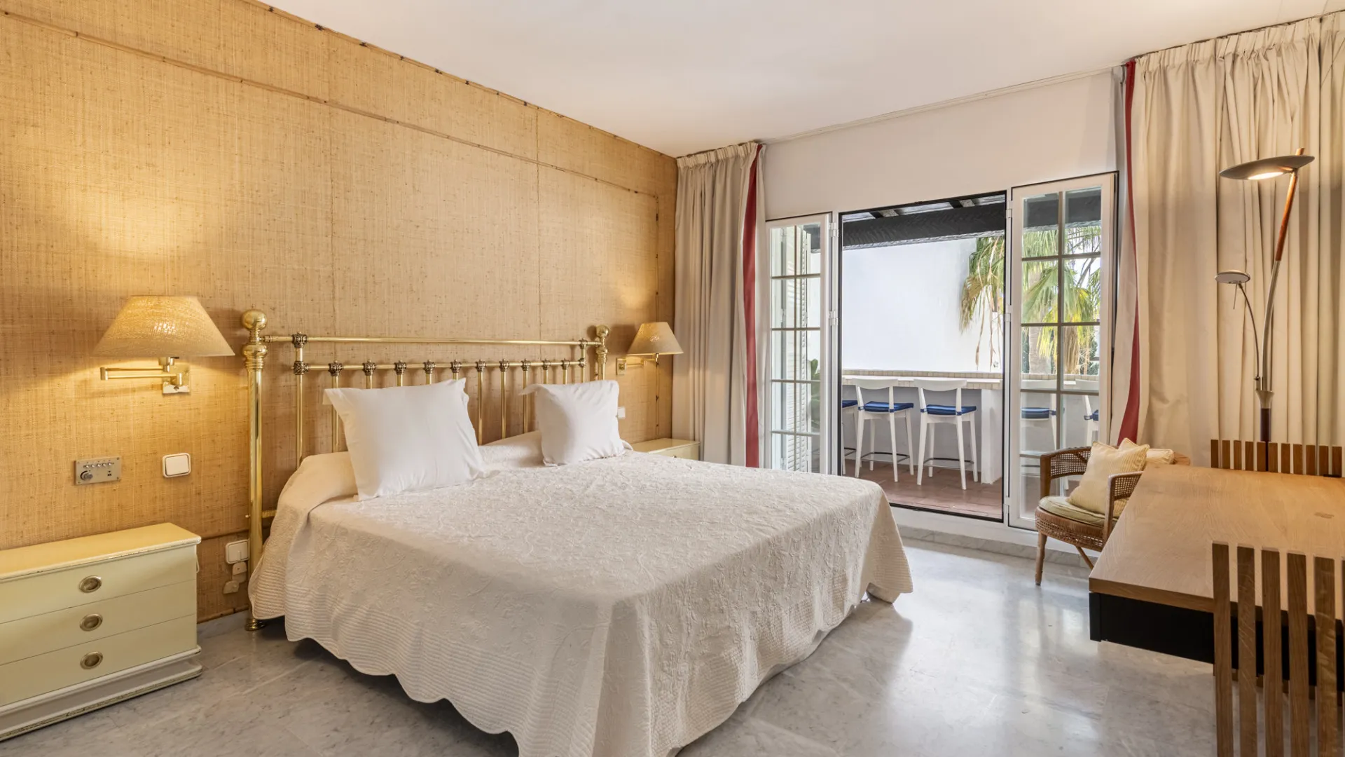 Ático en venta en Puente Romano II de 2 dormitorios