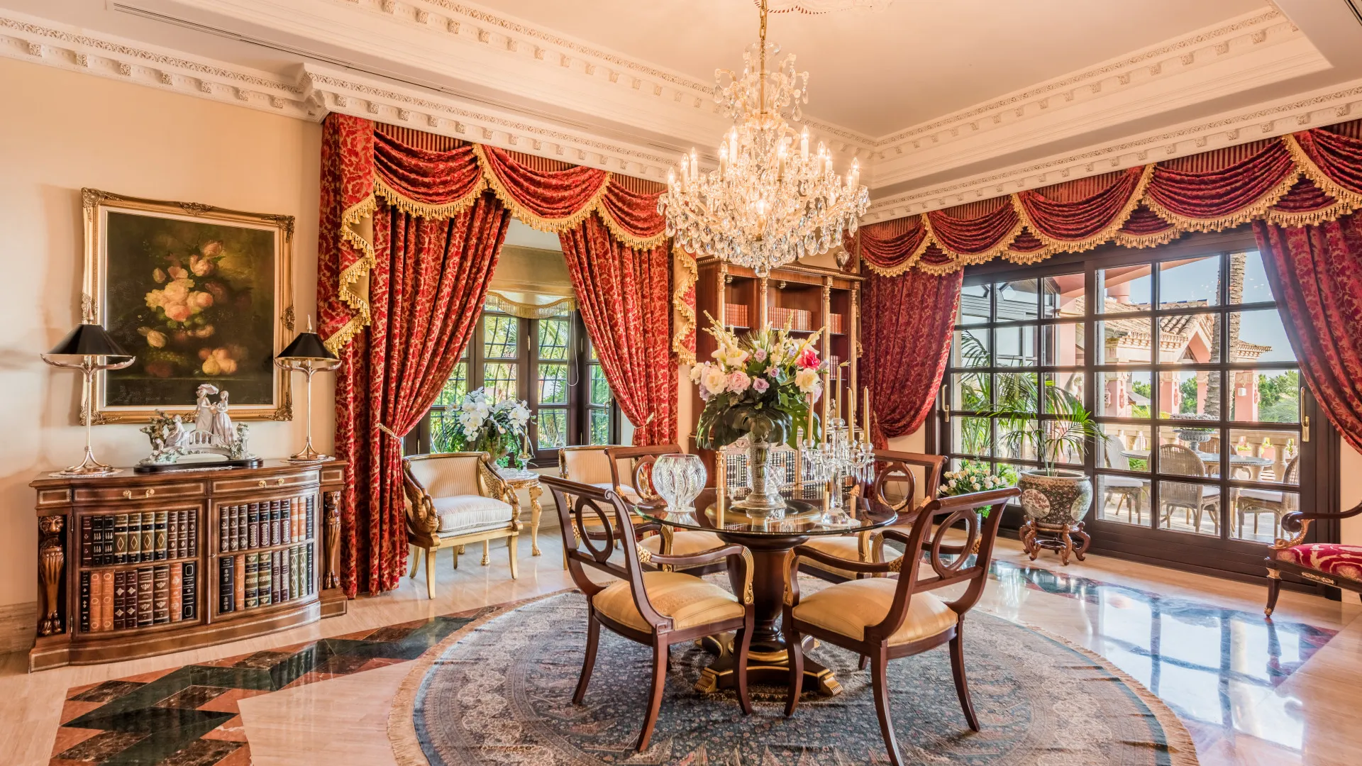 Villa con 6 dormitorios a la venta en Sierra Blanca