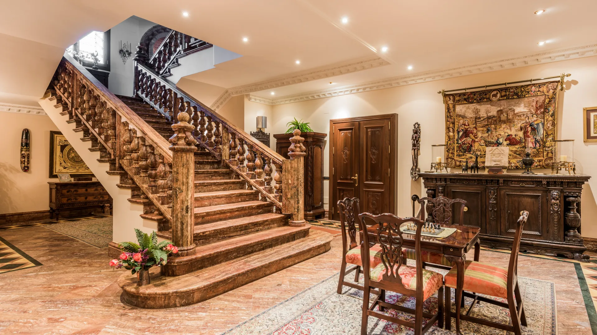 Villa con 6 dormitorios a la venta en Sierra Blanca