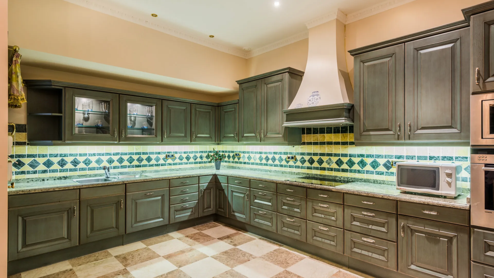 Villa con 6 dormitorios a la venta en Sierra Blanca