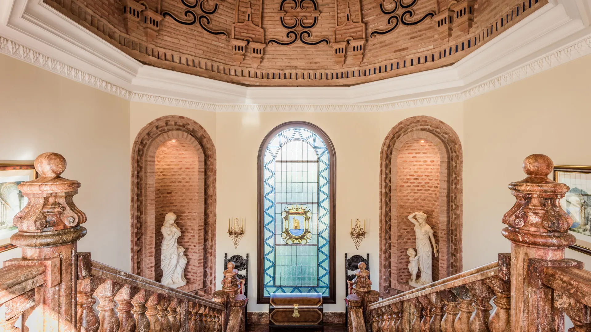 Villa con 6 dormitorios a la venta en Sierra Blanca