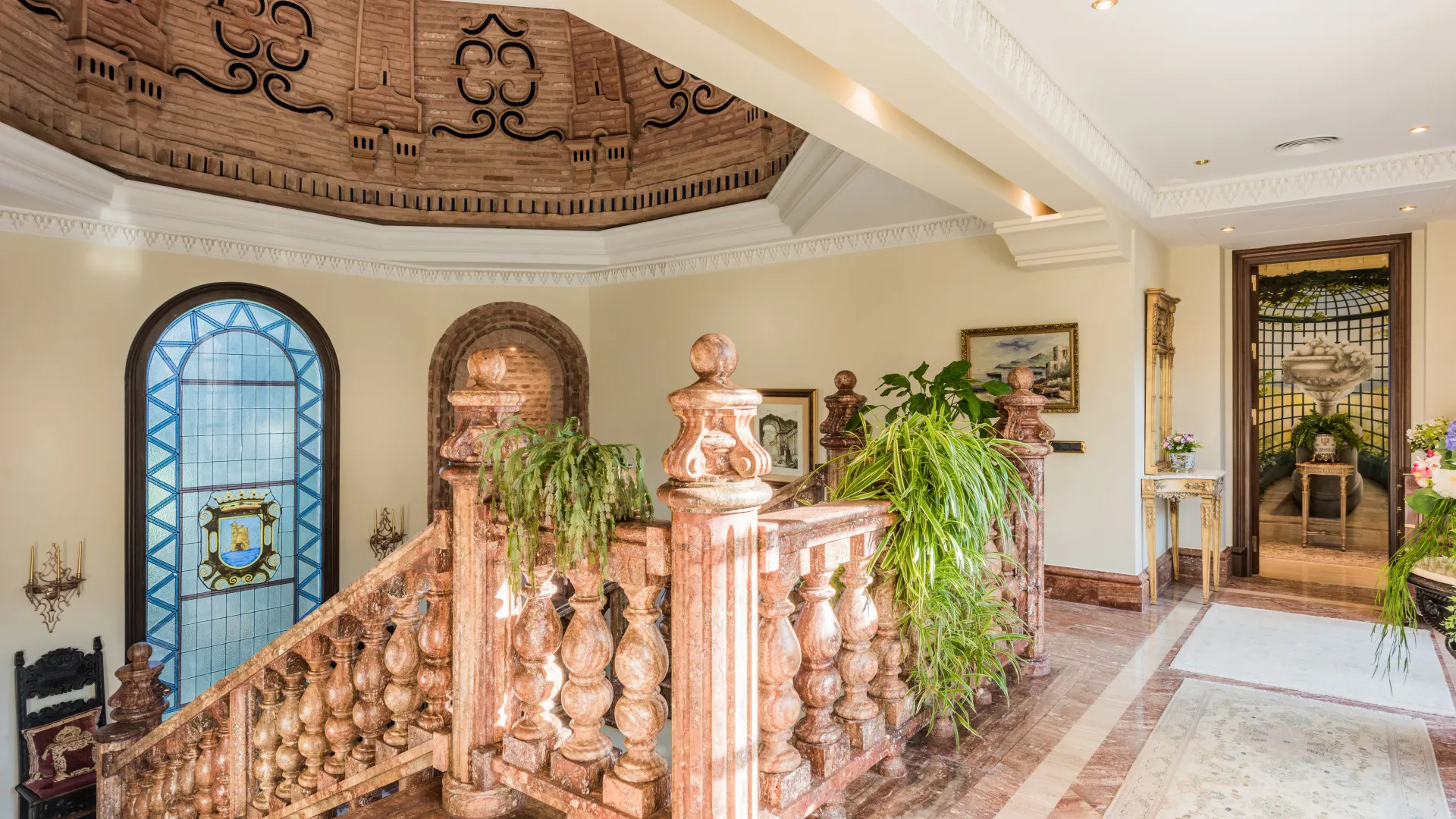 Villa con 6 dormitorios a la venta en Sierra Blanca