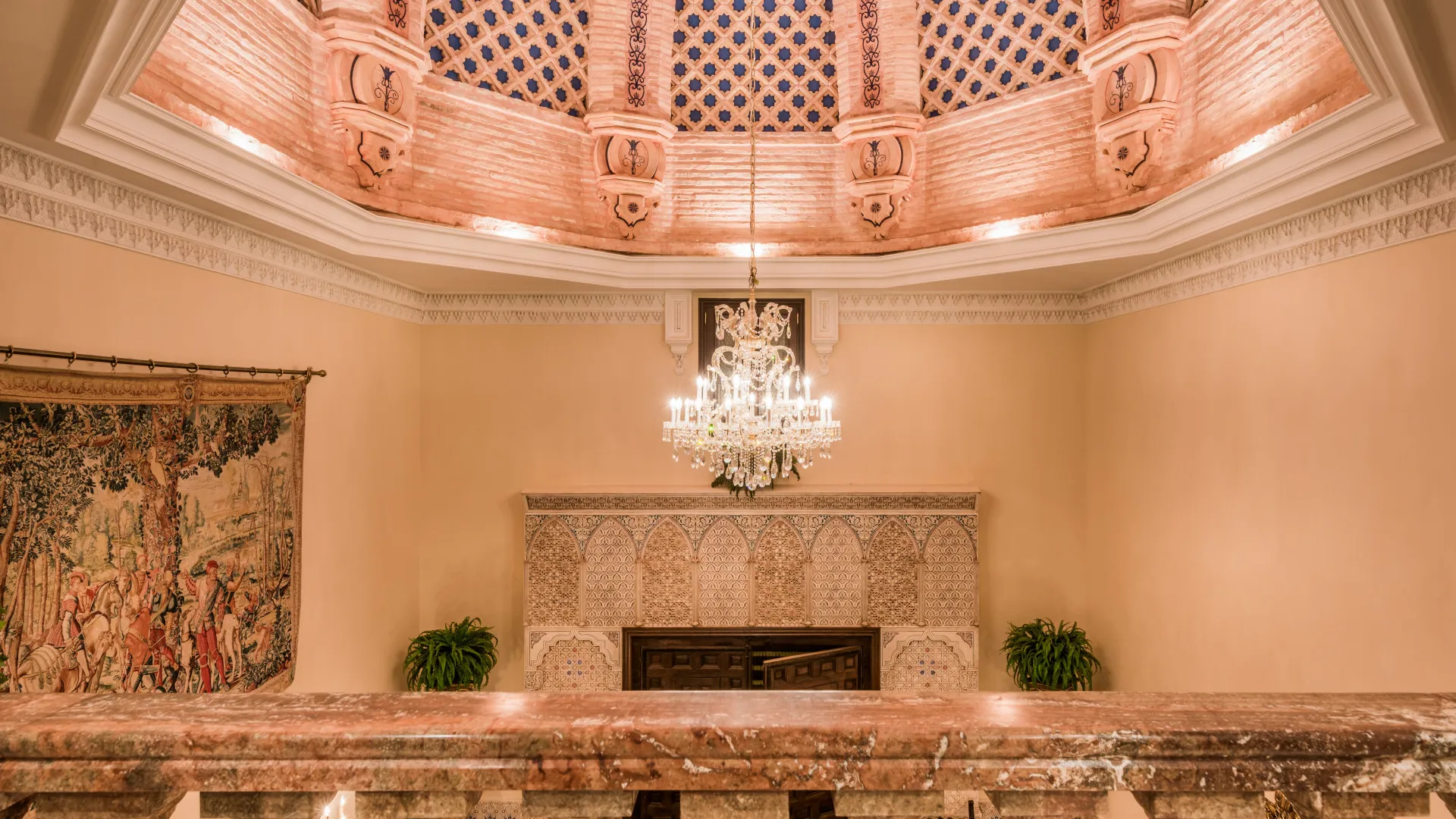 Villa con 6 dormitorios a la venta en Sierra Blanca