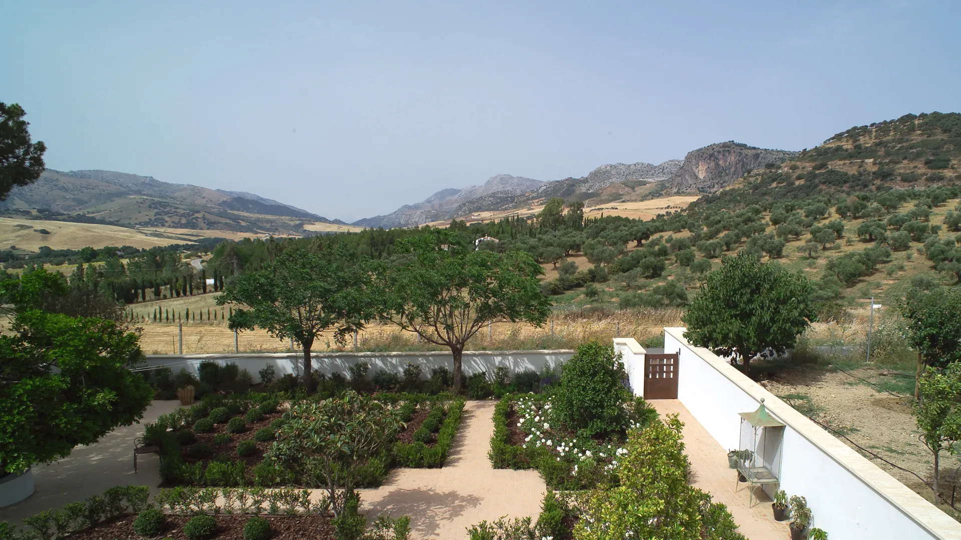 Buy villa with 4 bedrooms in Ronda