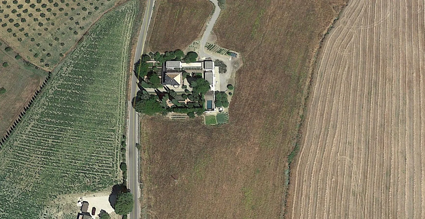 Buy villa with 4 bedrooms in Ronda