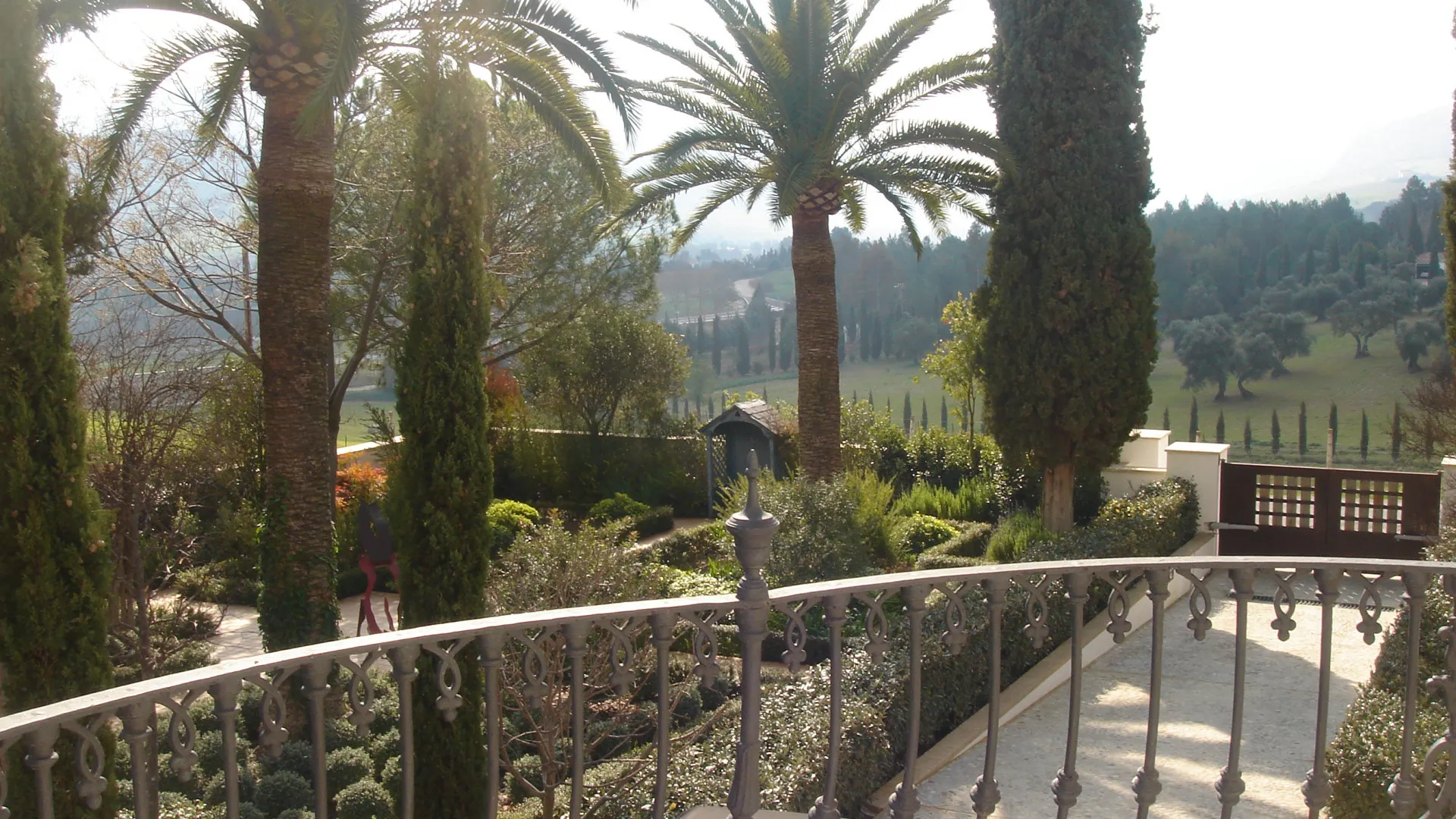 Buy villa with 4 bedrooms in Ronda