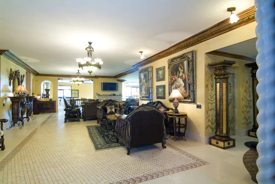 Atalaya de Rio Verde villa for sale