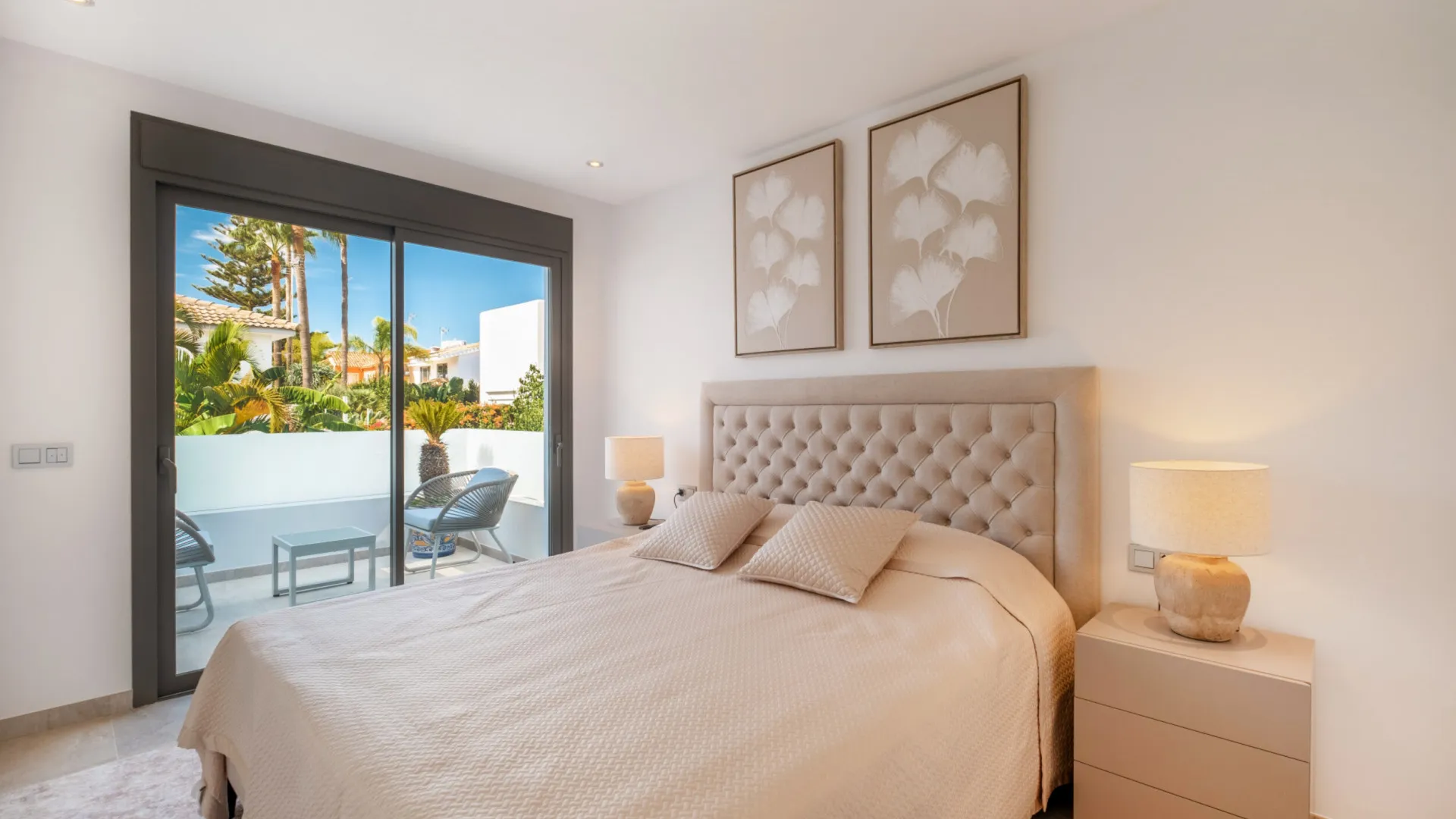 Se vende villa con 5 dormitorios en Marbella Golden Mile