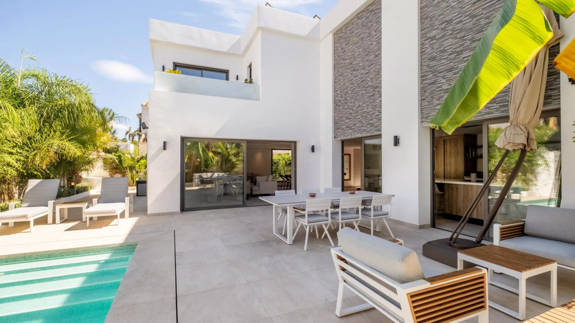 Se vende villa con 5 dormitorios en Marbella Golden Mile