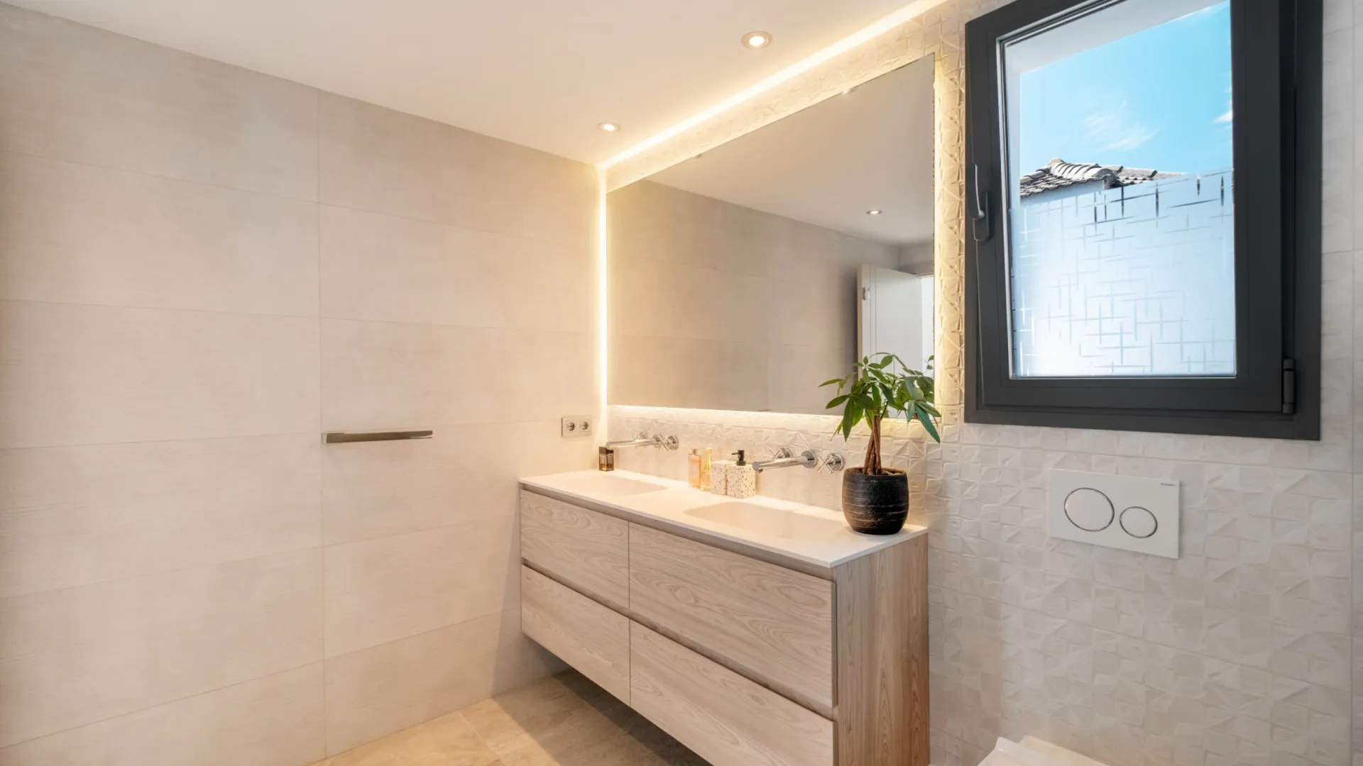 Se vende villa con 5 dormitorios en Marbella Golden Mile