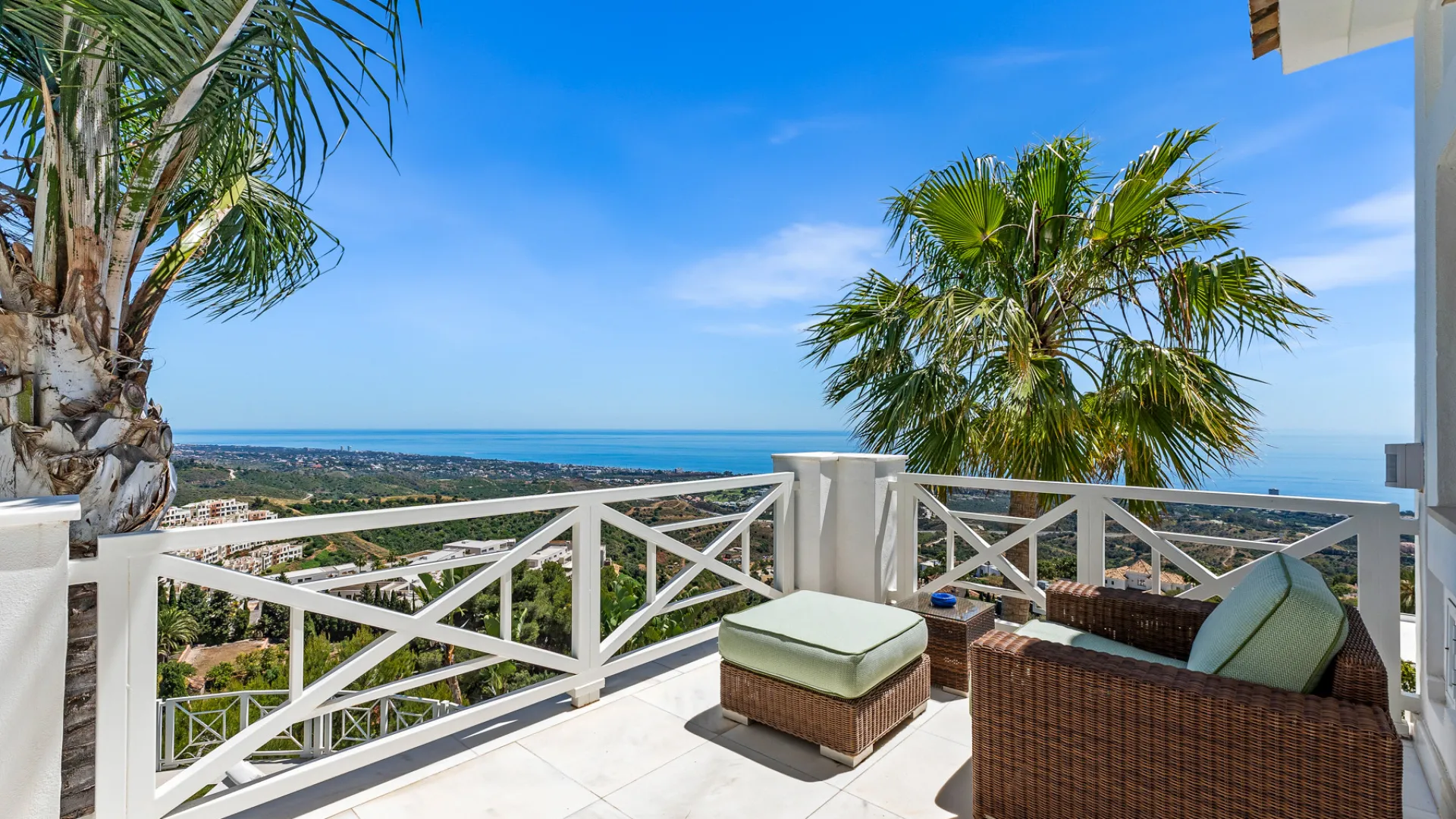 Los Altos de los Monteros, villa en venta