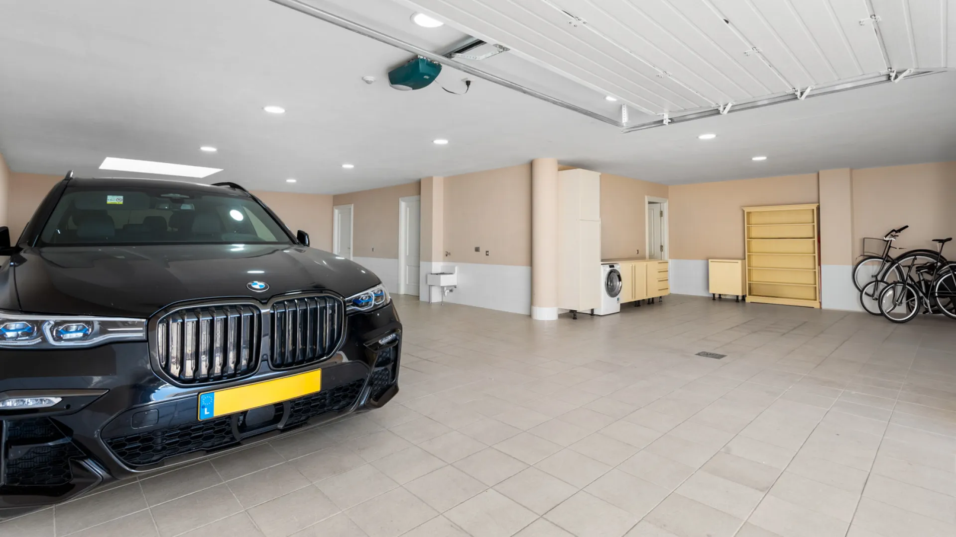 Los Altos de los Monteros, villa en venta