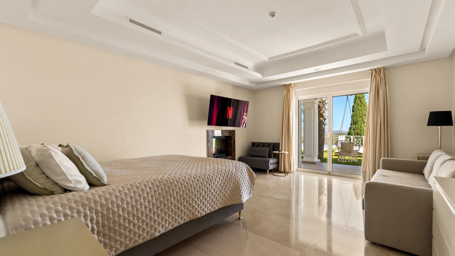 Los Altos de los Monteros, villa en venta