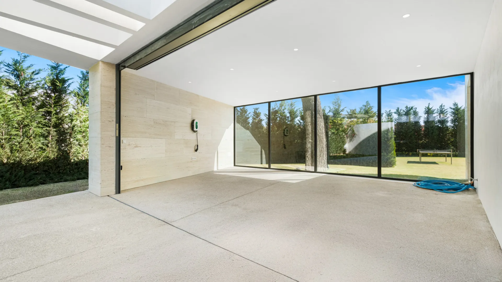 Villa a la venta de 6 dormitorios en Los Monteros Playa